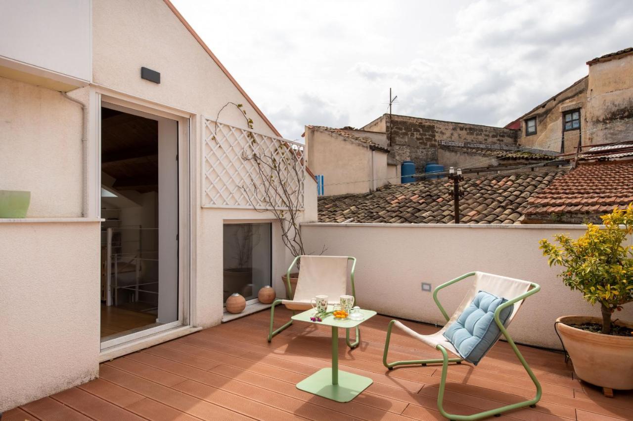 Vittorio Emanuele Apartment With Terrace By Wonderful Italy Palermo Exterior photo