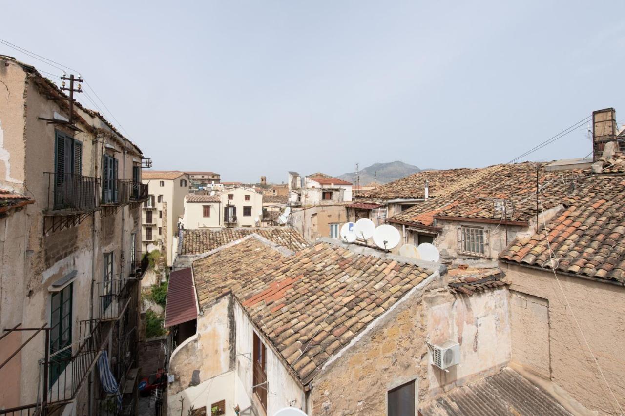 Vittorio Emanuele Apartment With Terrace By Wonderful Italy Palermo Exterior photo